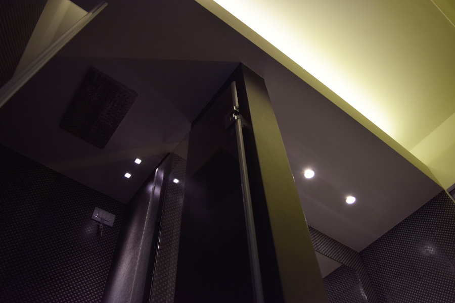 bagno padronale, sistema di illuminazione